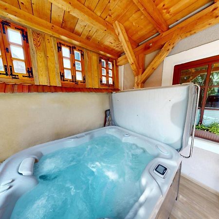 Resort Hisa Ida - Apartments With Hot Tub And Sauna Ivancna Gorica Extérieur photo
