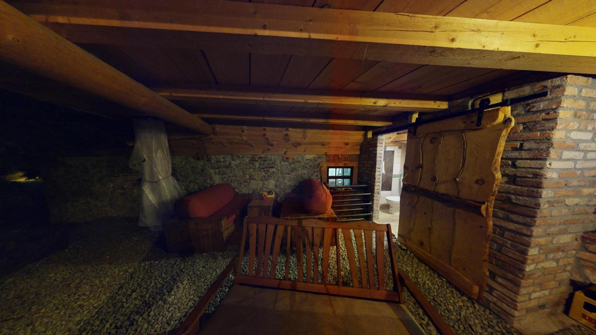 Resort Hisa Ida - Apartments With Hot Tub And Sauna Ivancna Gorica Extérieur photo