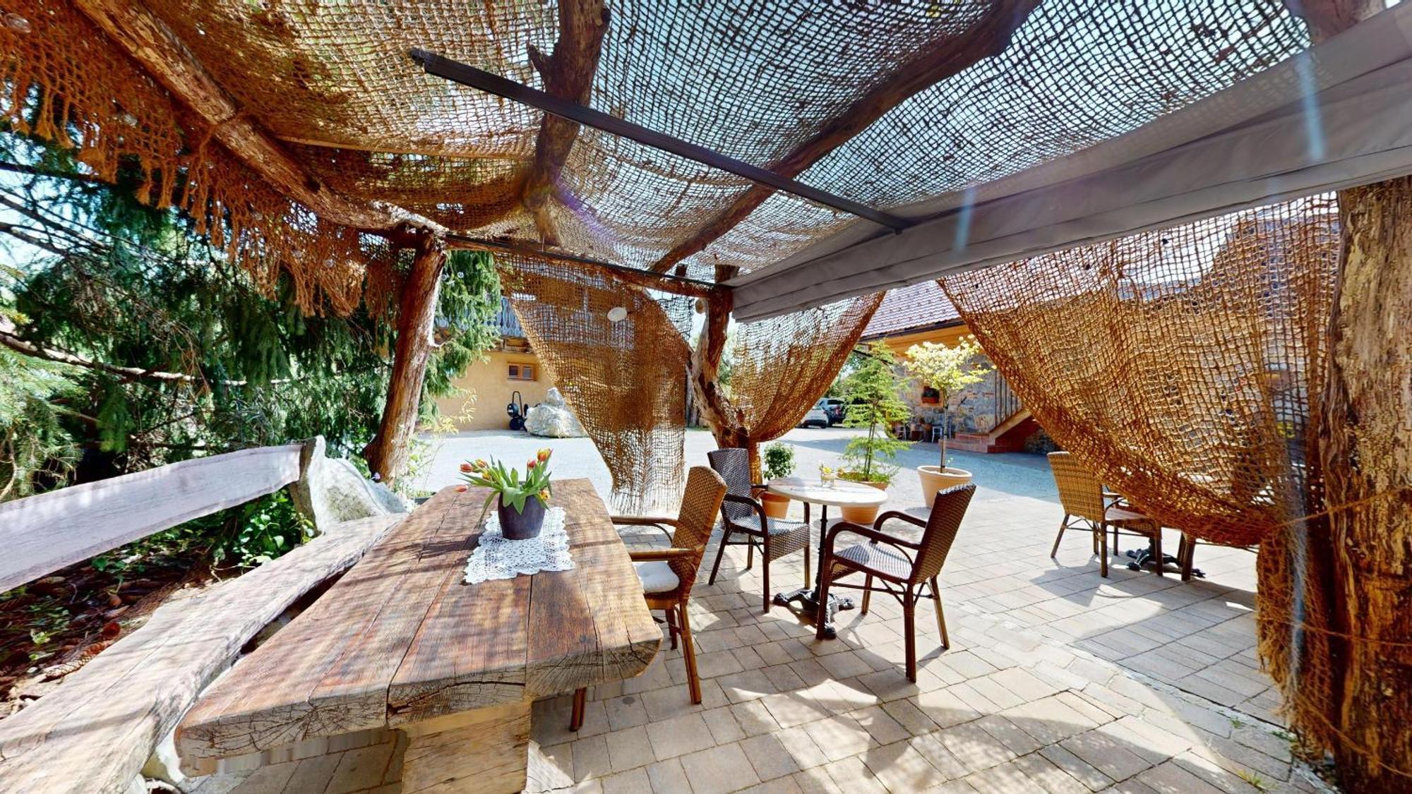 Resort Hisa Ida - Apartments With Hot Tub And Sauna Ivancna Gorica Extérieur photo