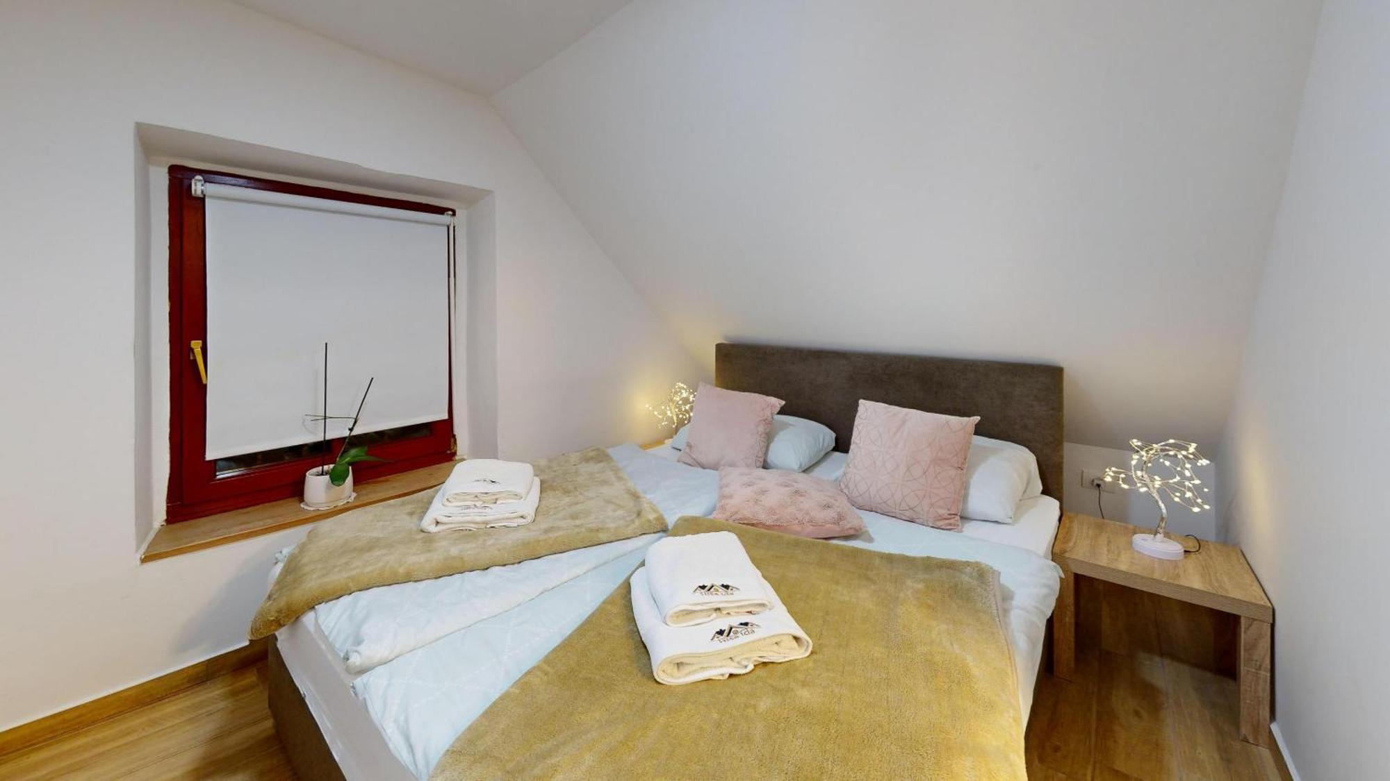 Resort Hisa Ida - Apartments With Hot Tub And Sauna Ivancna Gorica Chambre photo